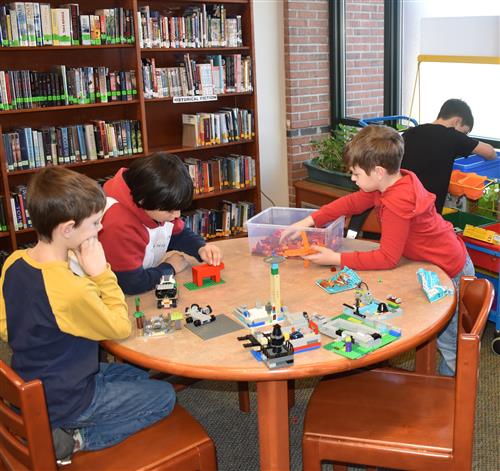  Maker Space